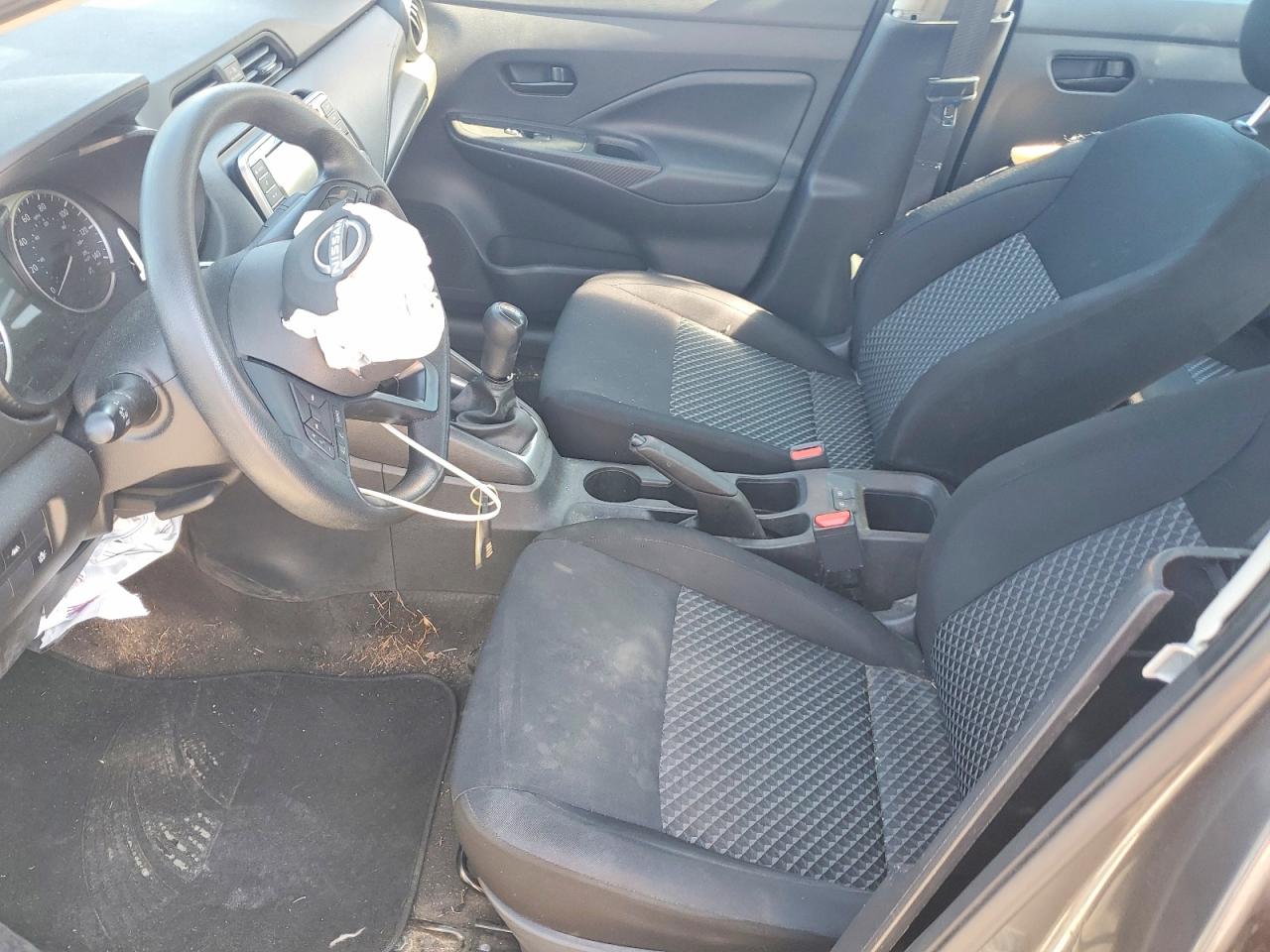 2023 NISSAN VERSA