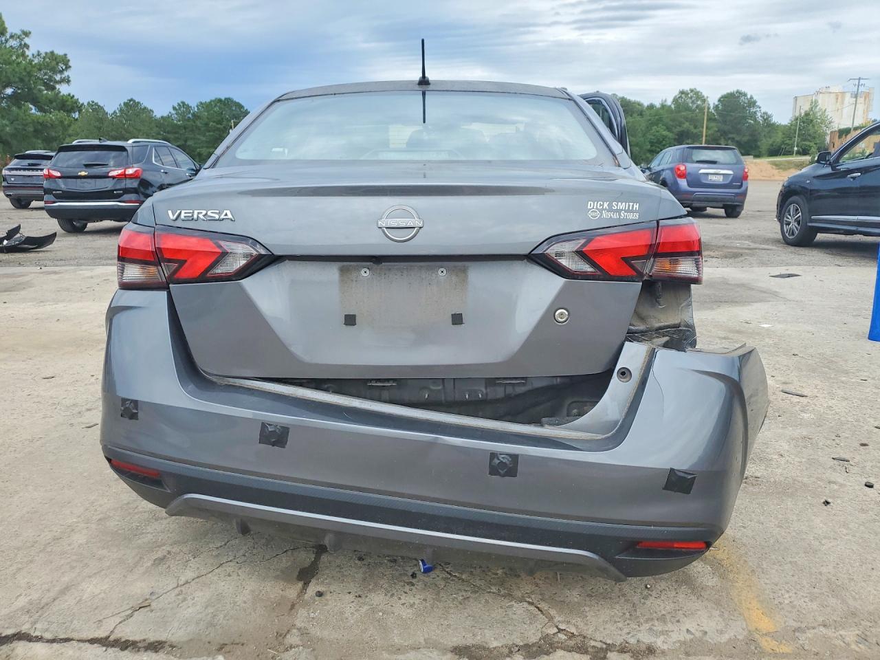 2023 NISSAN VERSA