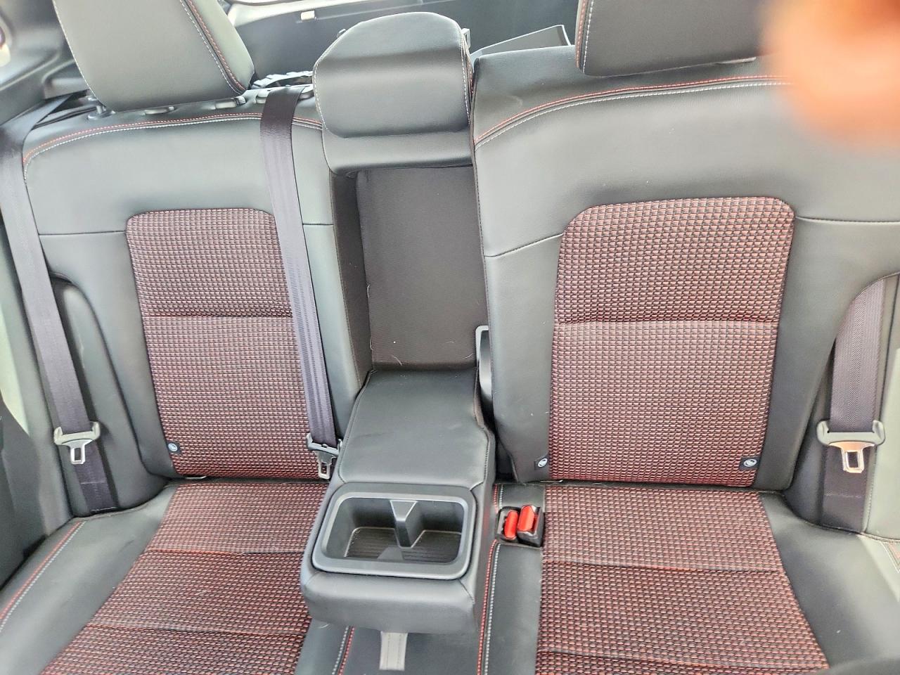 2025 NISSAN KICKS