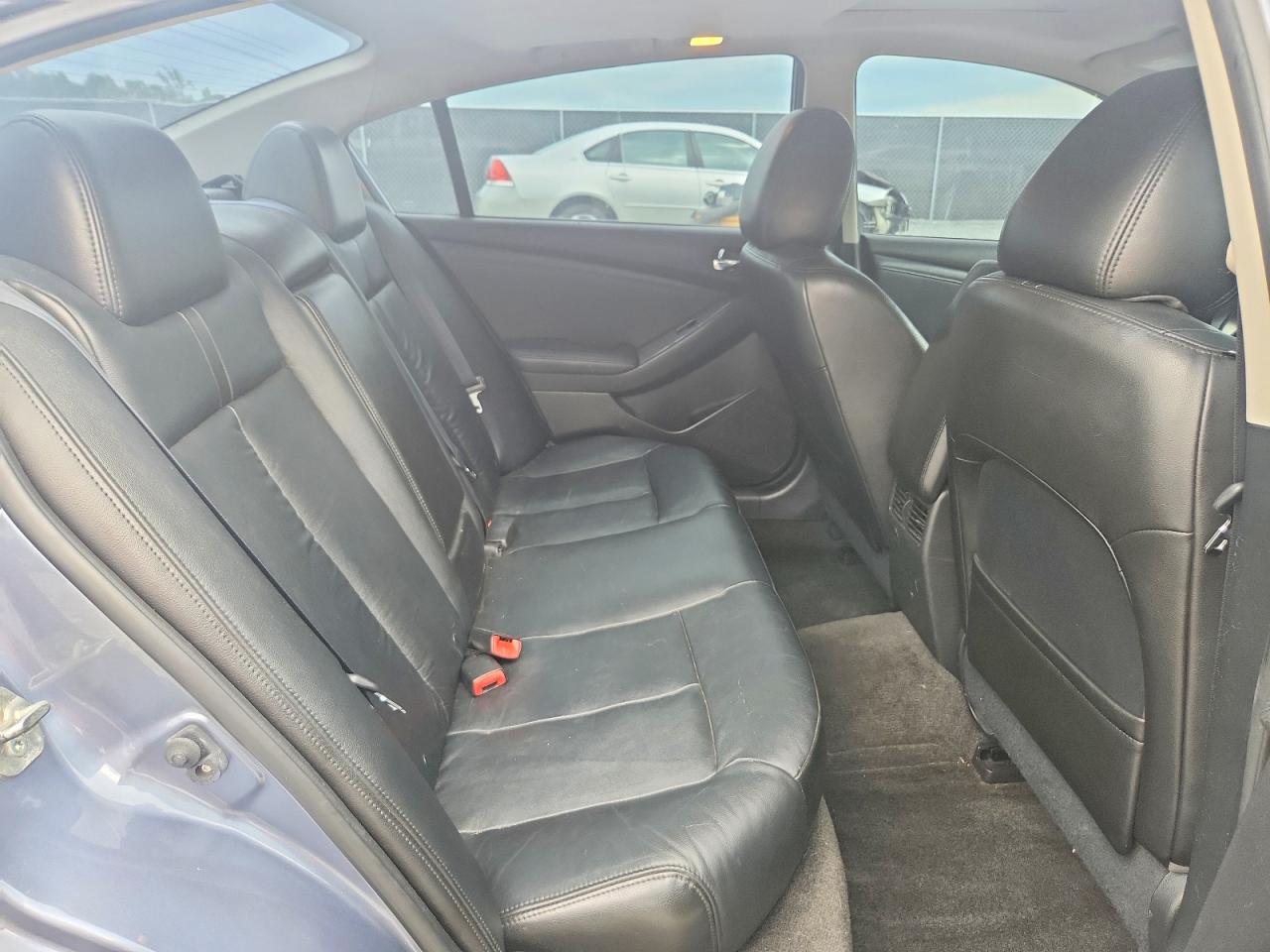 2012 NISSAN ALTIMA