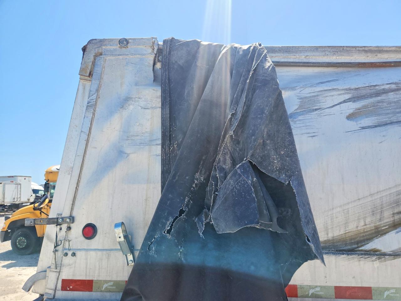 2015 VANTAGE TRAILER
