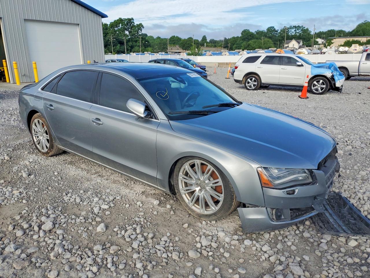 2012 AUDI A8