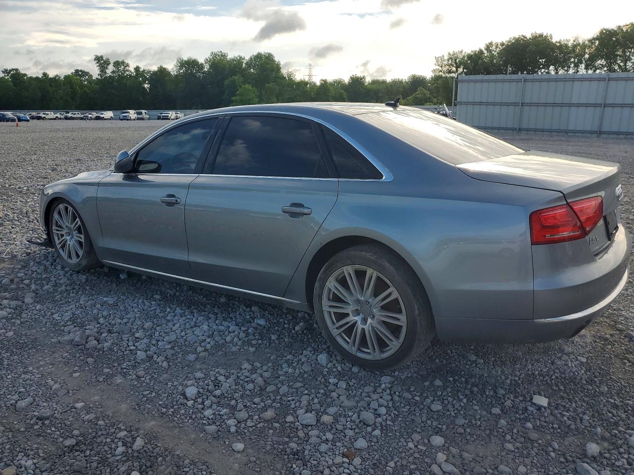 2012 AUDI A8