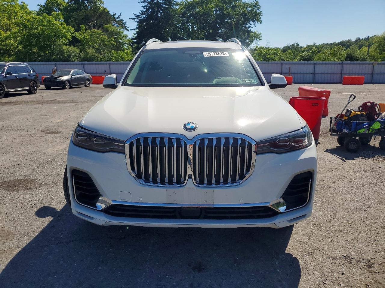 2019 BMW X7