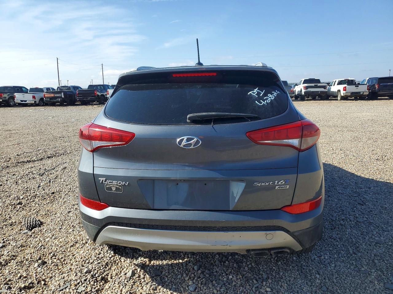 2017 HYUNDAI TUCSON