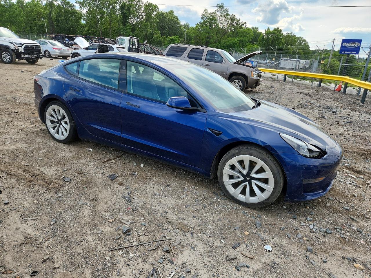 2022 TESLA MODEL 3