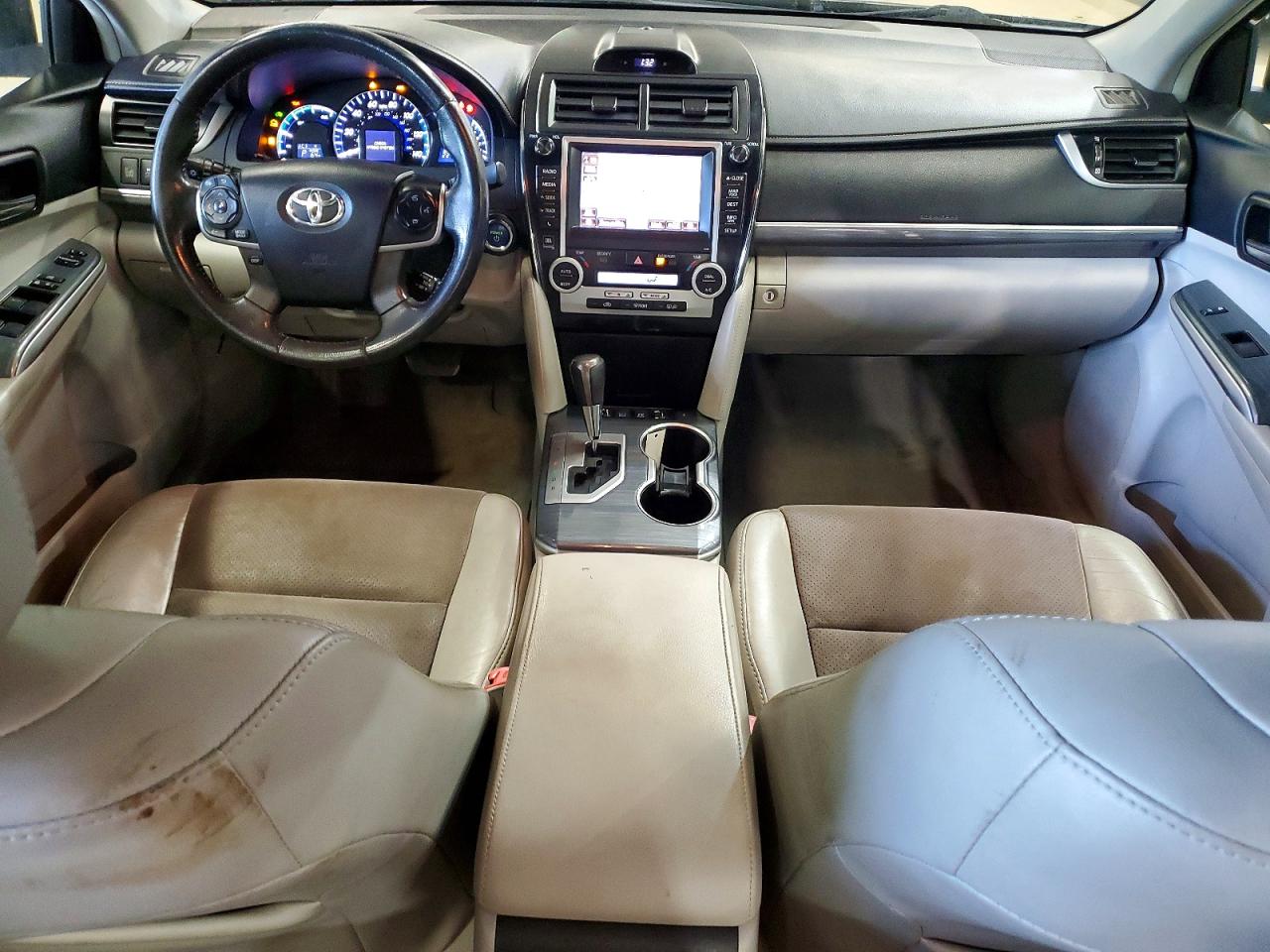 2012 TOYOTA CAMRY SOLA