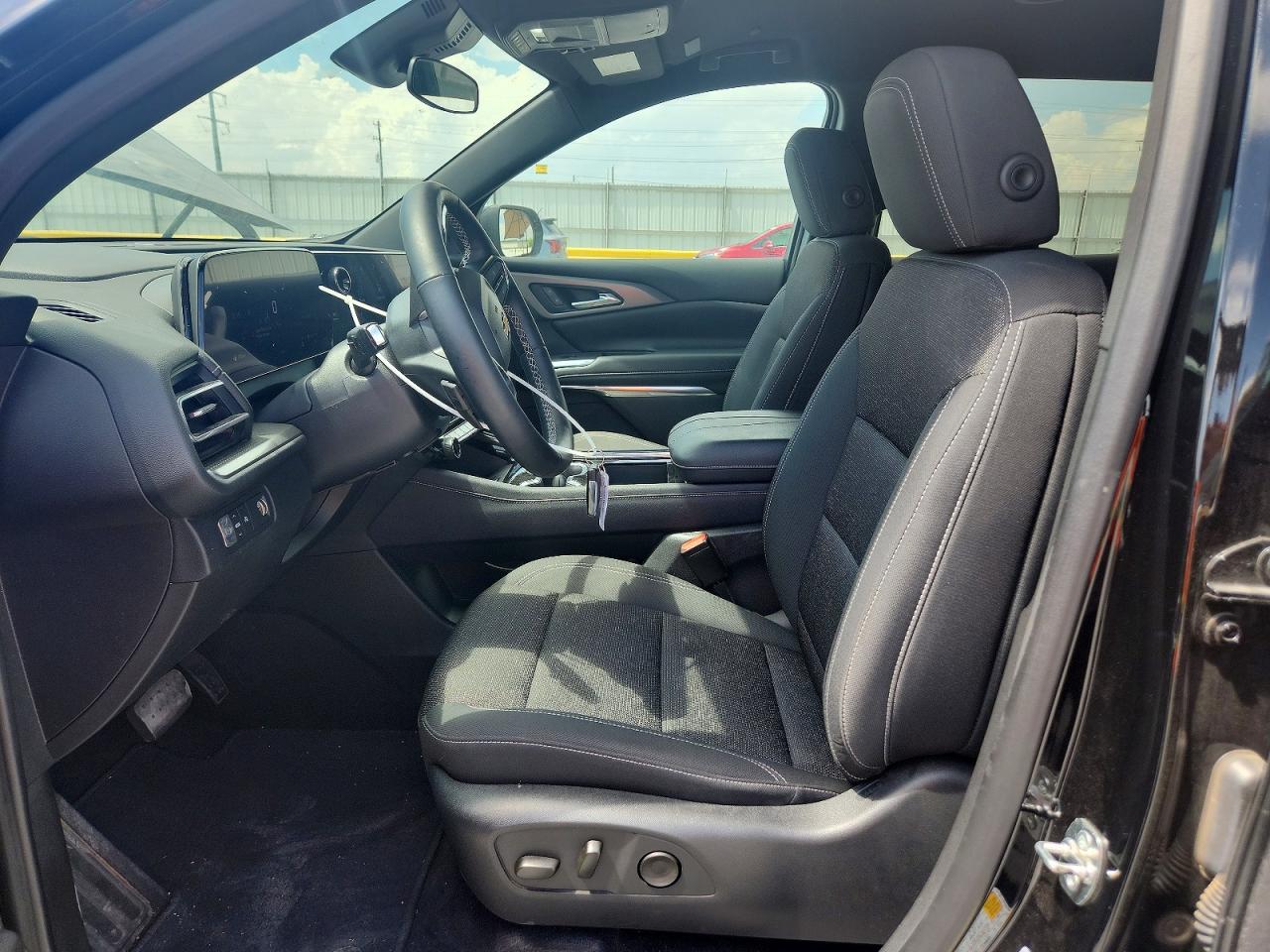 2025 CHEVROLET TRAVERSE