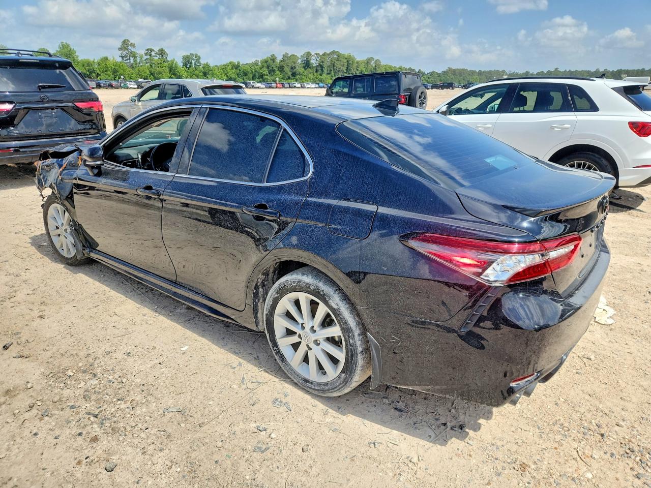 2024 TOYOTA CAMRY