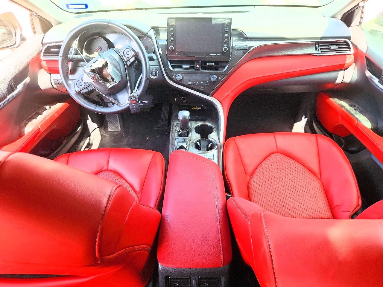 2024 TOYOTA CAMRY