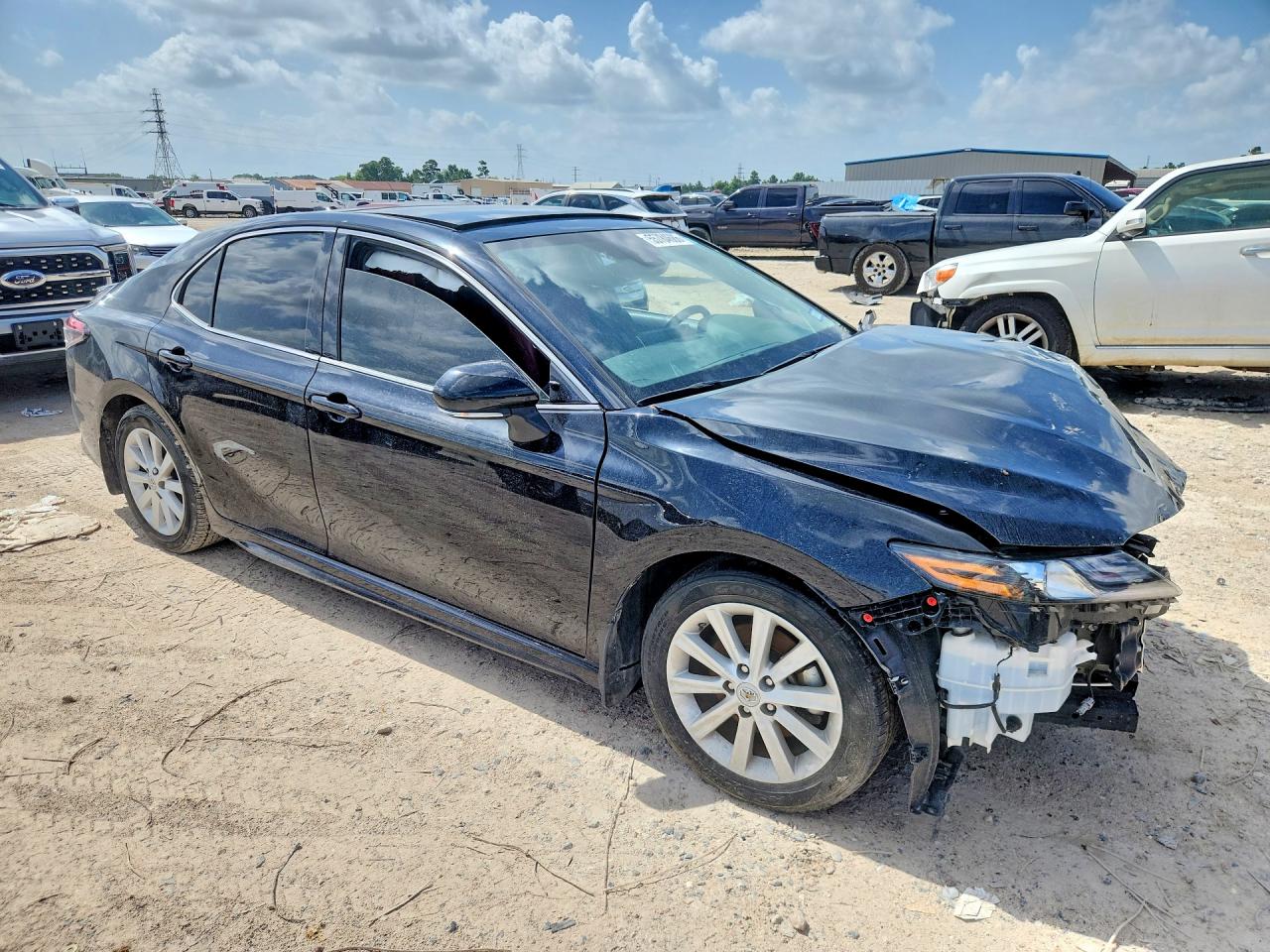 2024 TOYOTA CAMRY