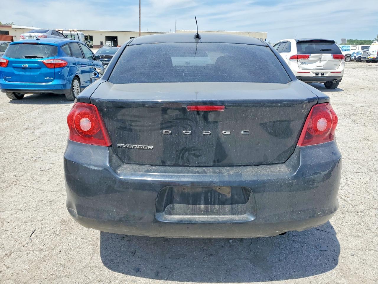 2012 DODGE AVENGER