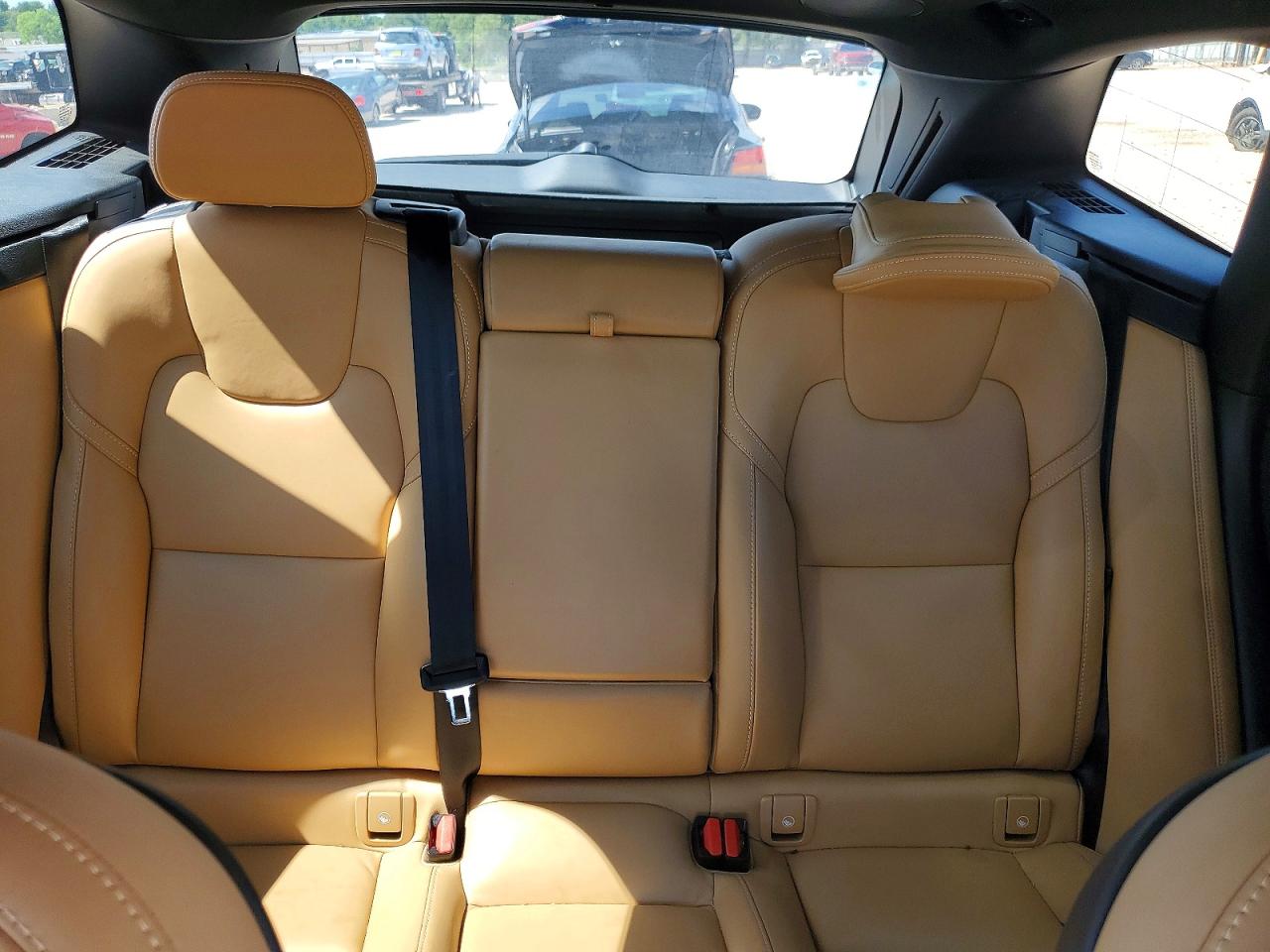 2022 VOLVO XC60