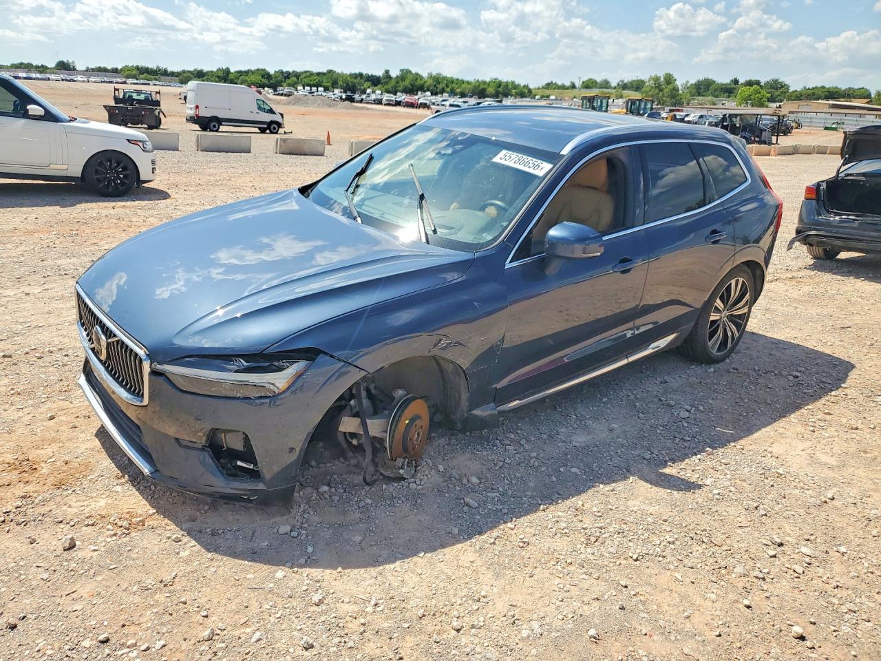 2022 VOLVO XC60