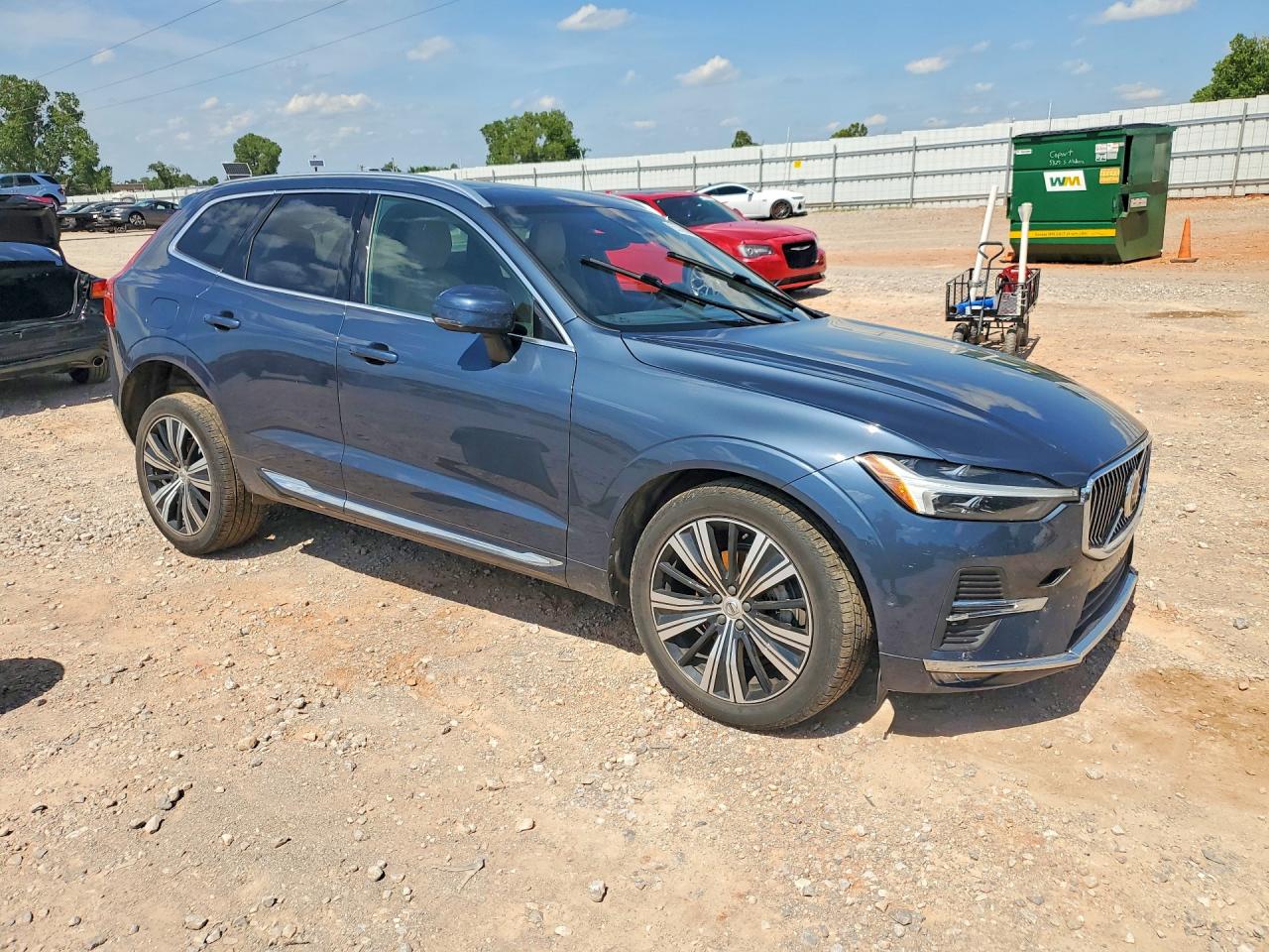 2022 VOLVO XC60