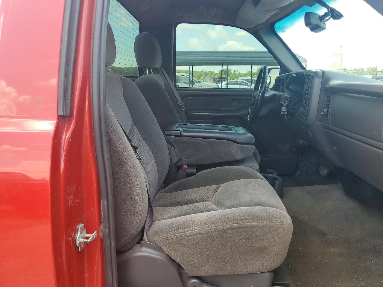 2004 CHEVROLET SILVERADO
