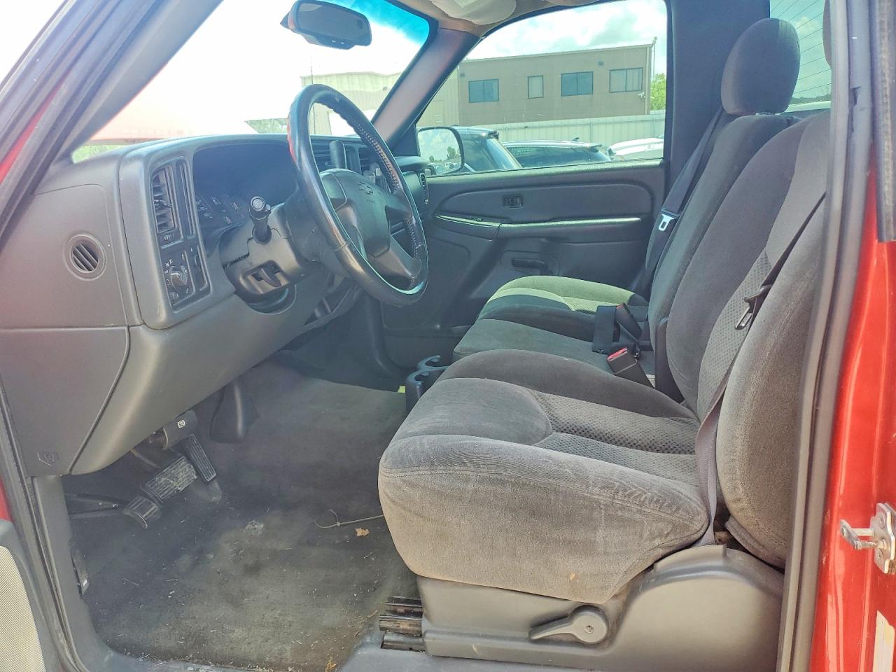 2004 CHEVROLET SILVERADO