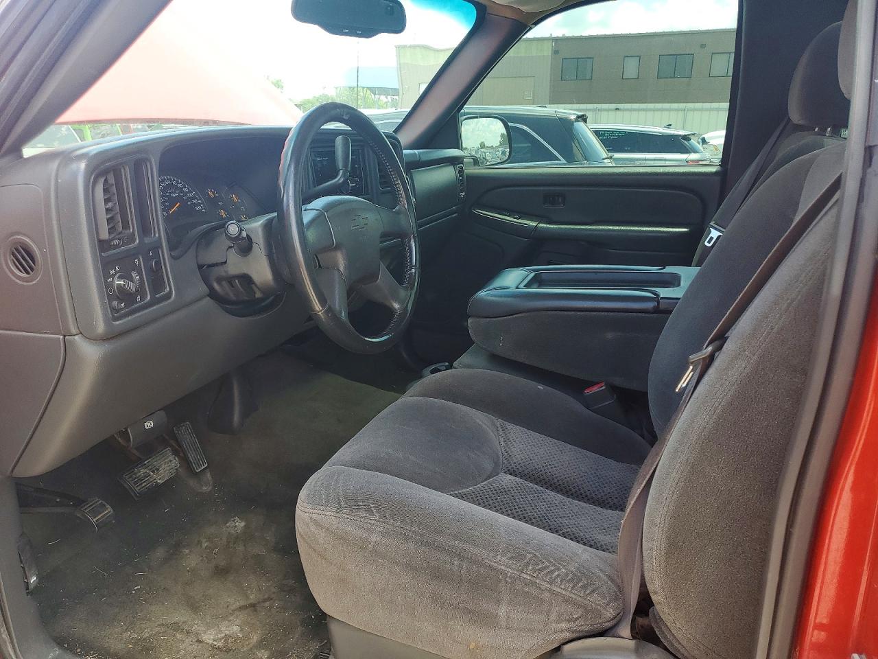 2004 CHEVROLET SILVERADO