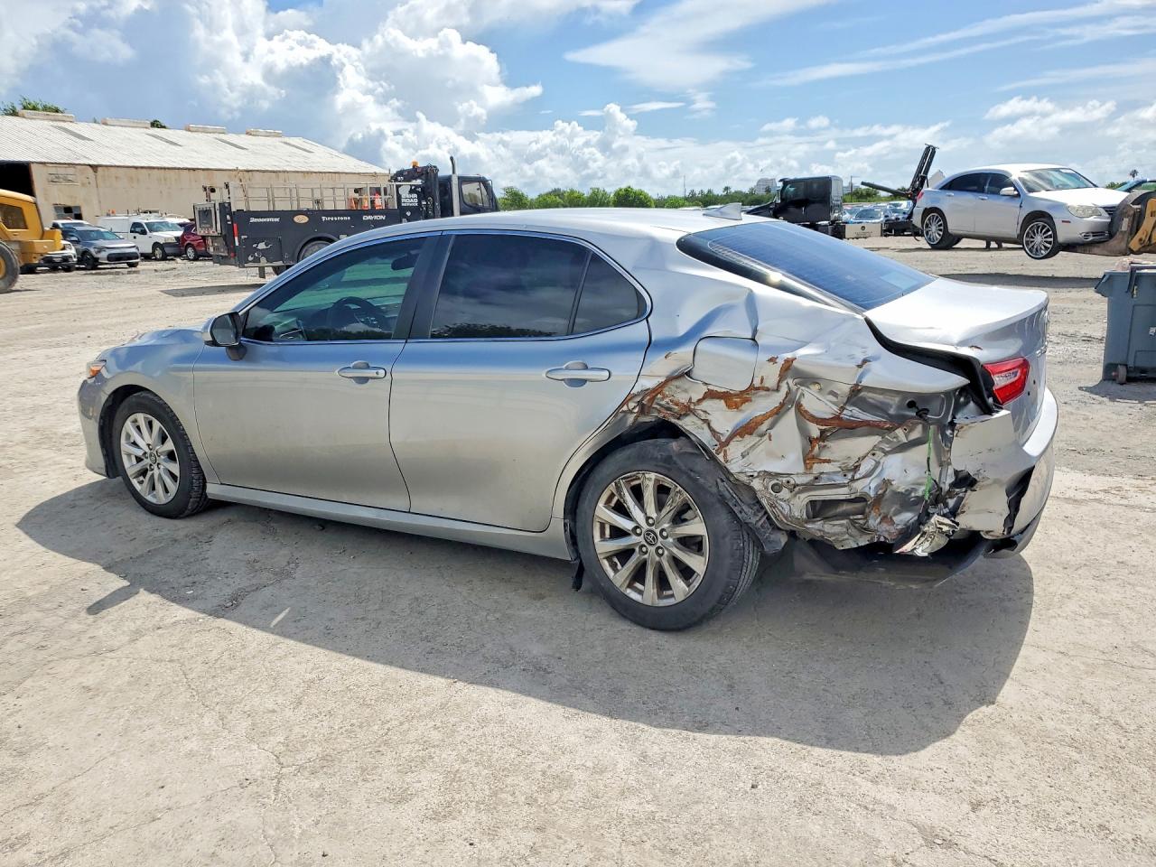 2019 TOYOTA CAMRY