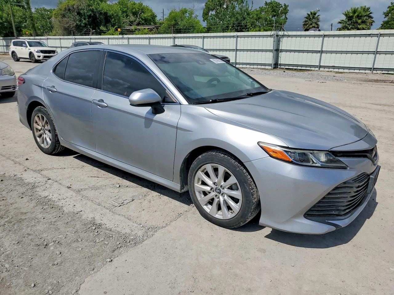 2019 TOYOTA CAMRY