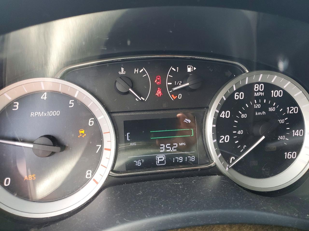 2013 NISSAN SENTRA