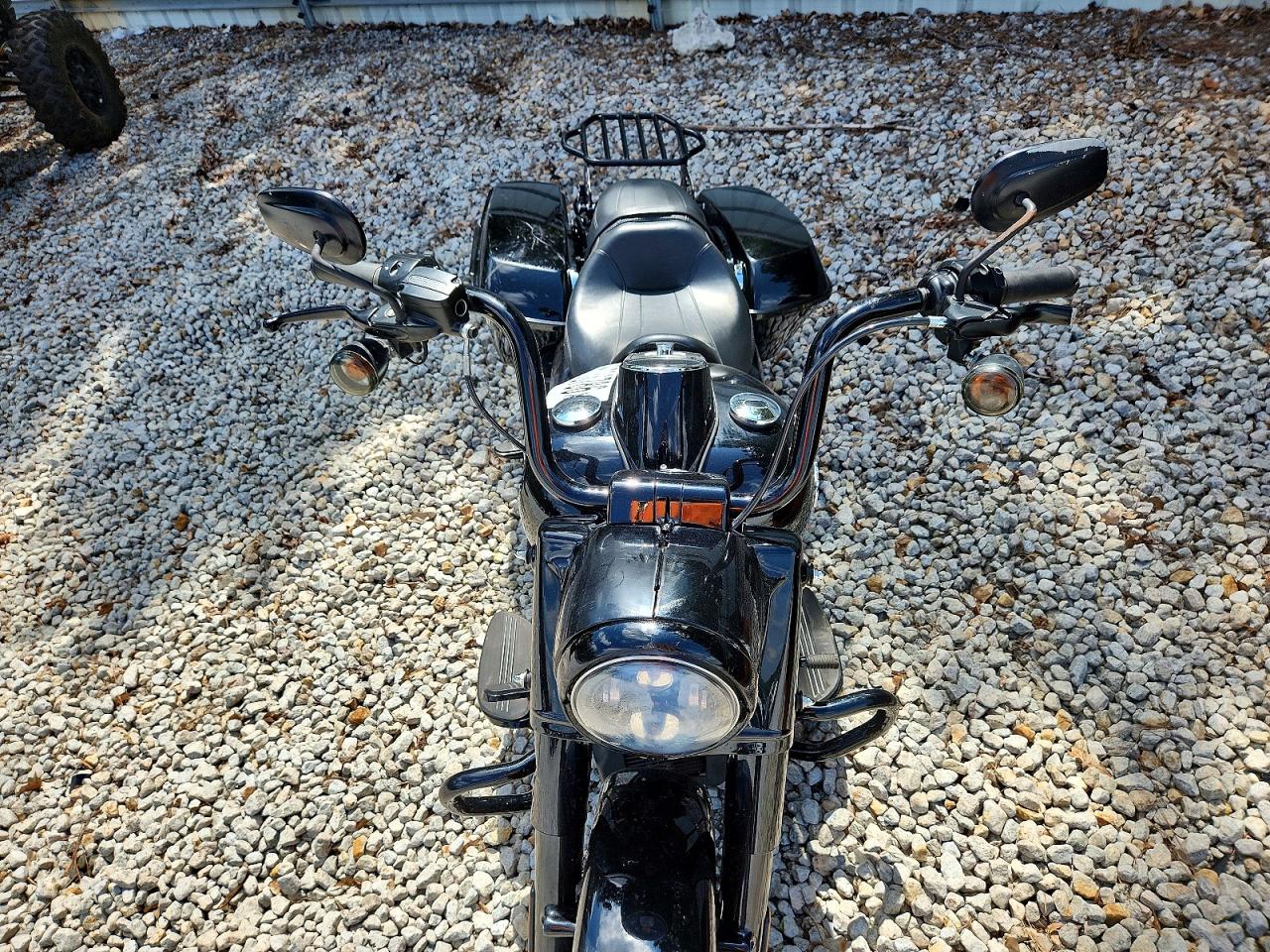 2024 HARLEY DAVIDSON FL
