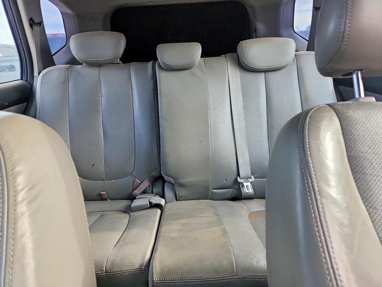 2008 KIA RONDO