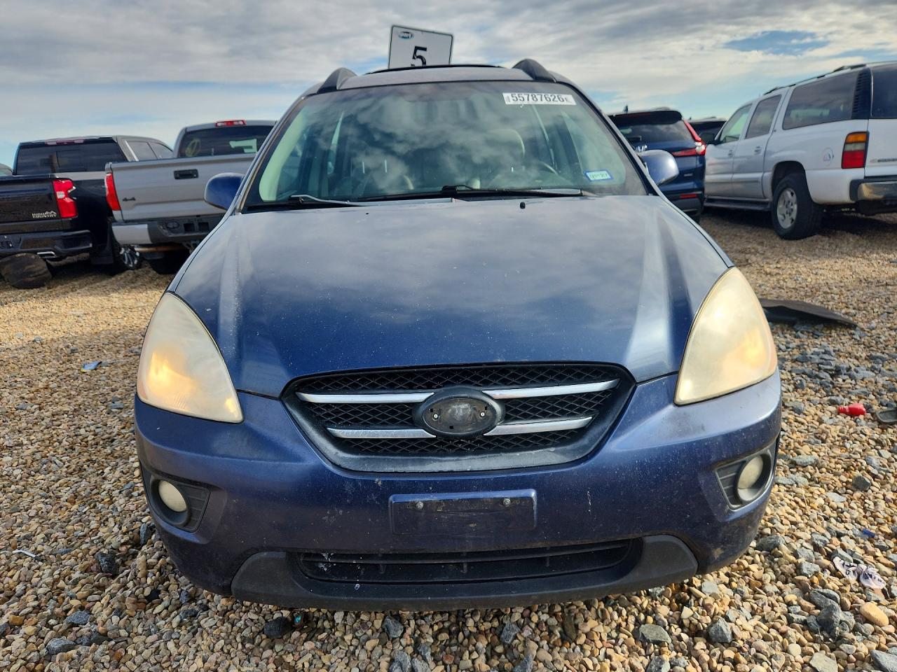 2008 KIA RONDO
