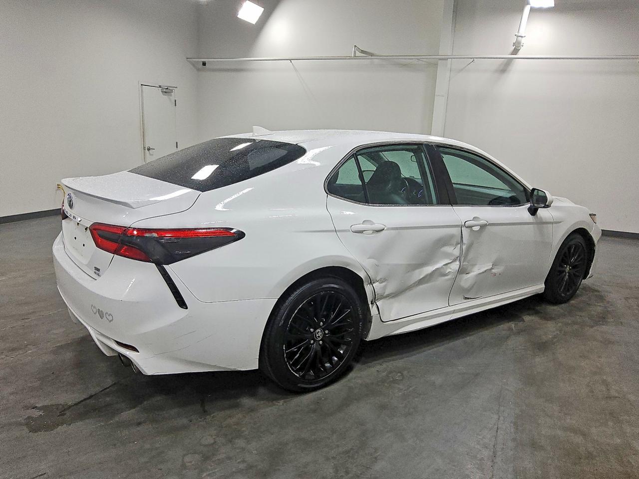 2020 TOYOTA CAMRY