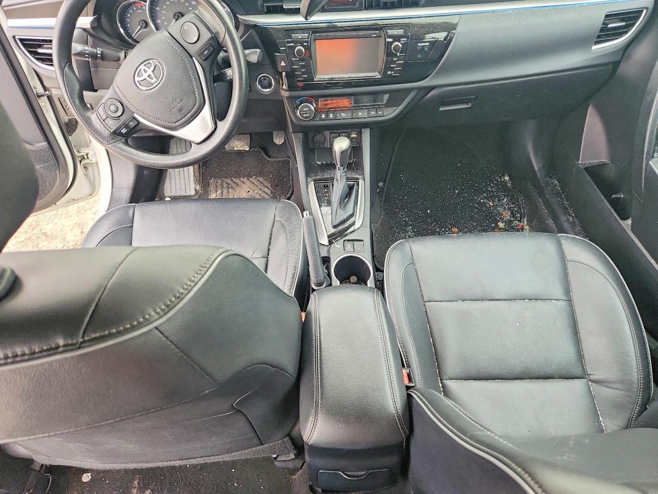 2015 TOYOTA COROLLA