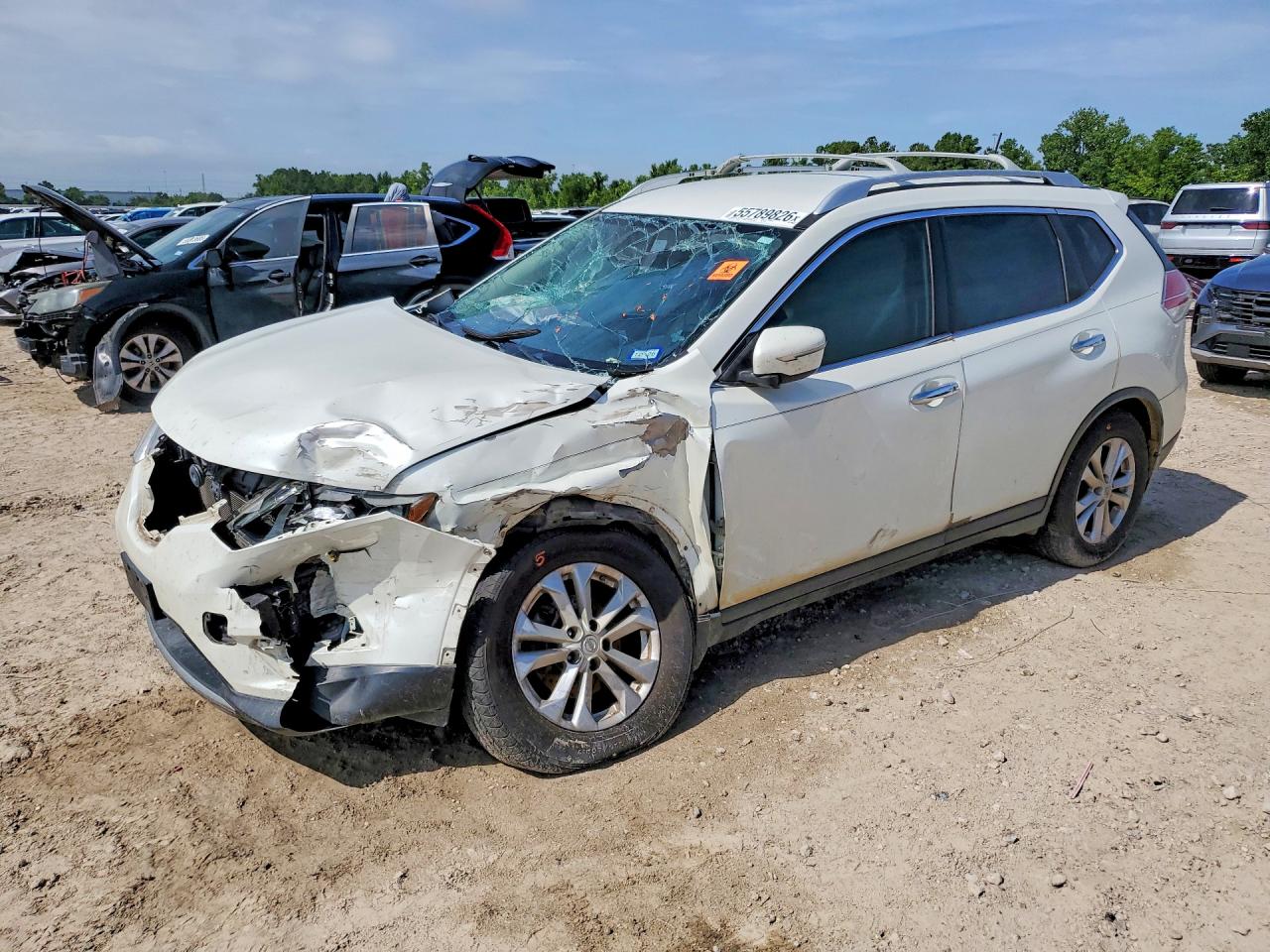 2015 NISSAN ROGUE