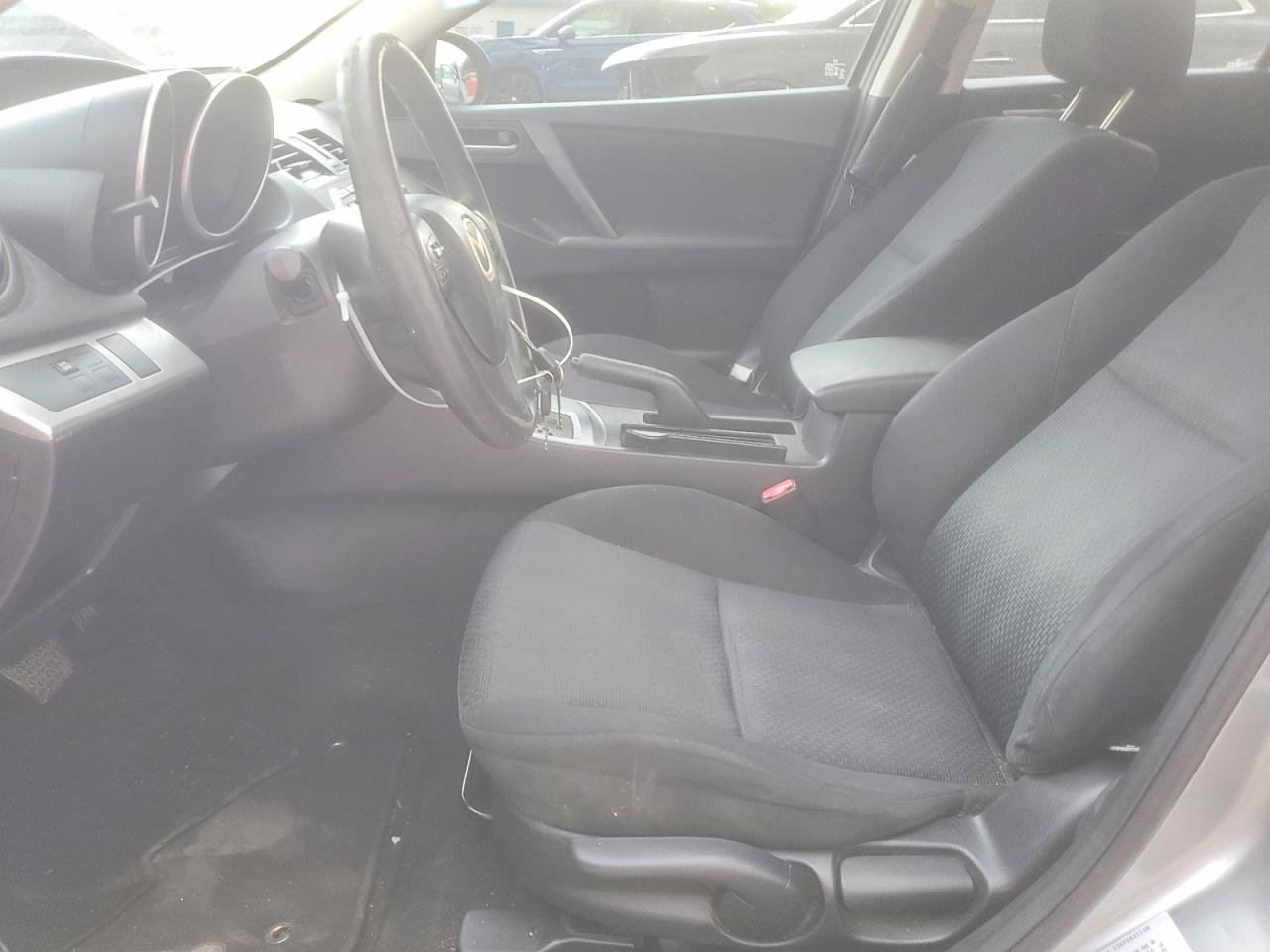 2010 MAZDA 3