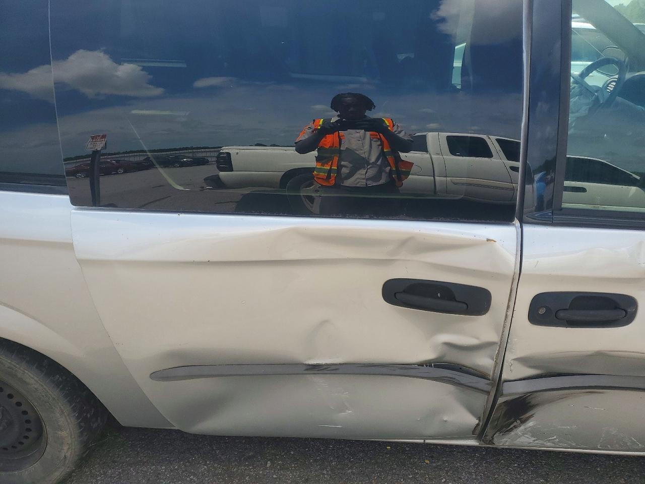 2004 DODGE CARAVAN
