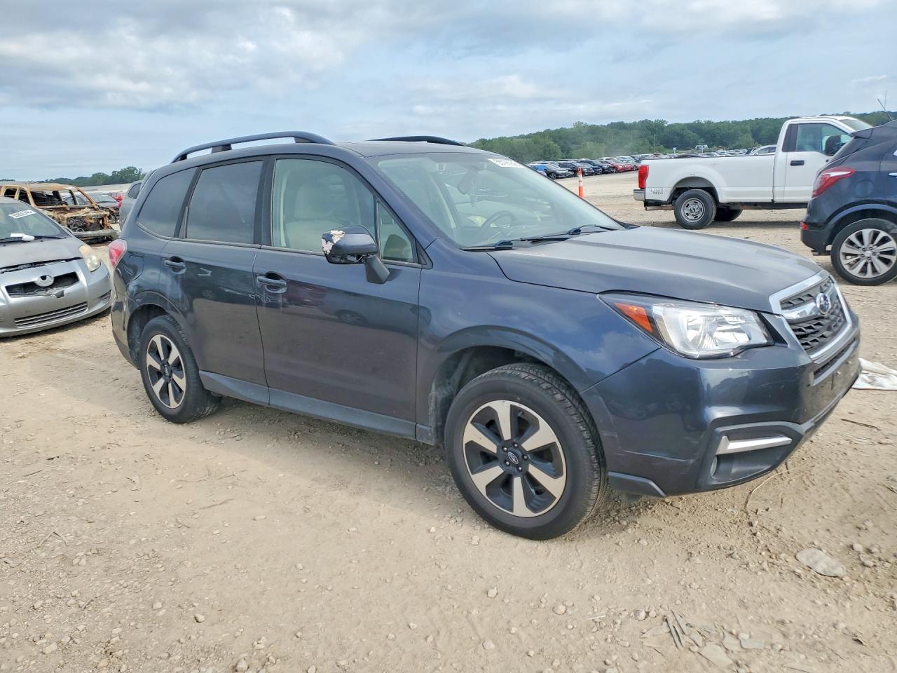2018 SUBARU FORESTER