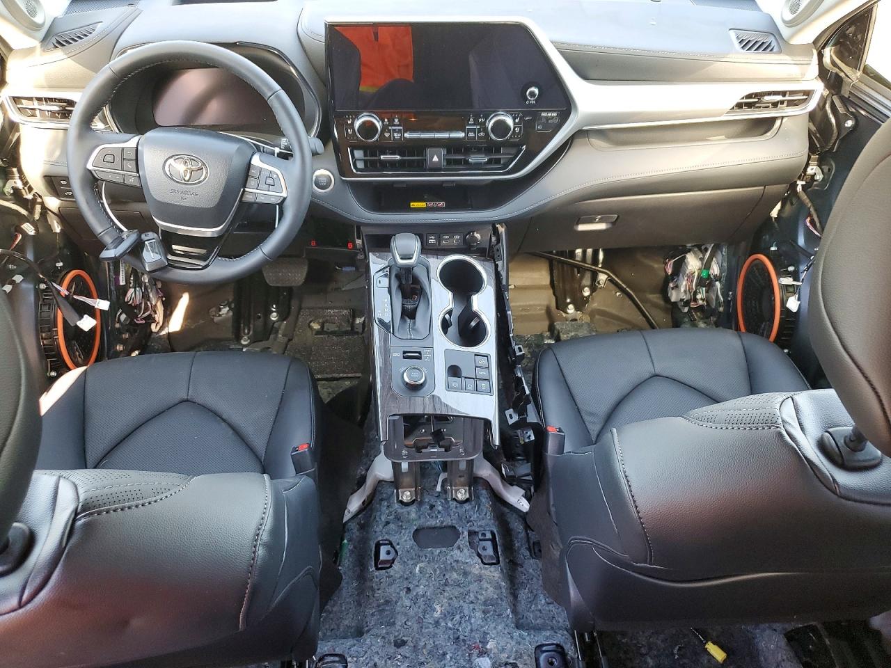 2026 TOYOTA HIGHLANDER