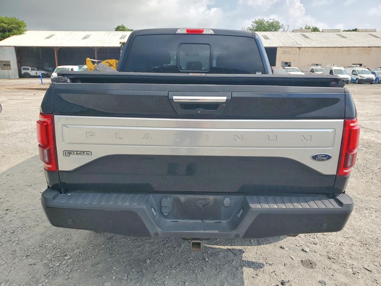 2017 FORD F150