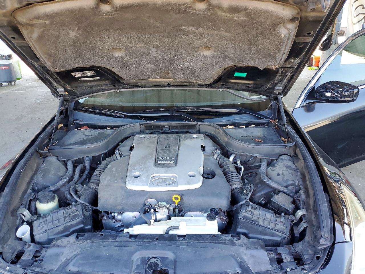 2013 INFINITI G37