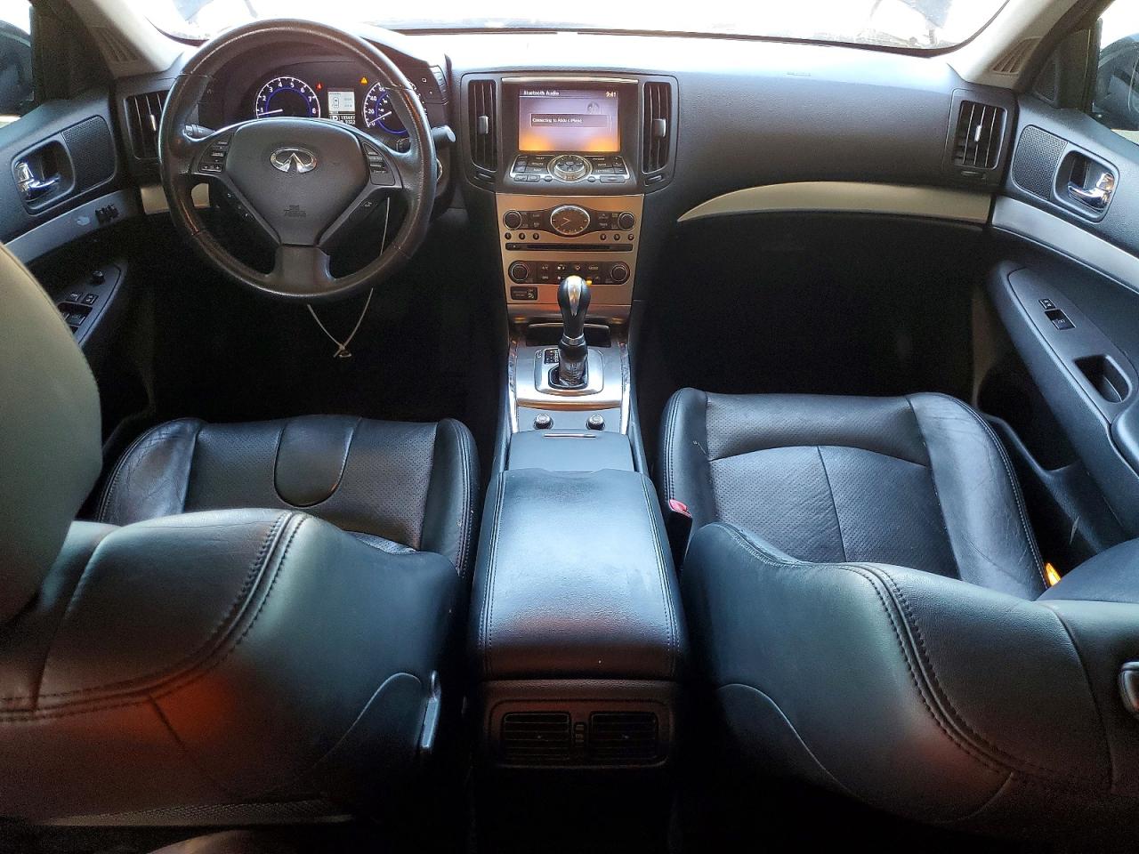 2013 INFINITI G37