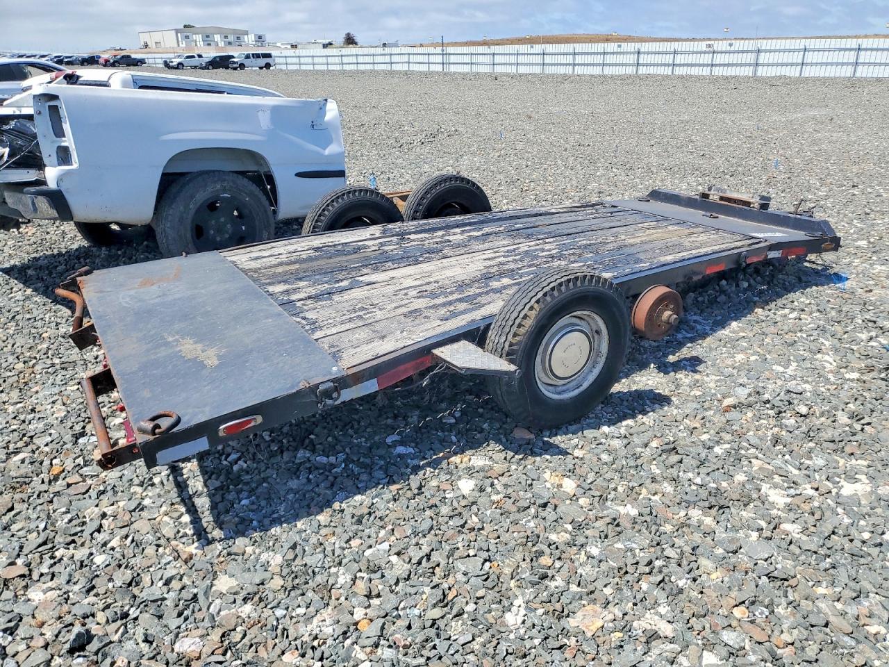 2000 SPCNS 20 FT