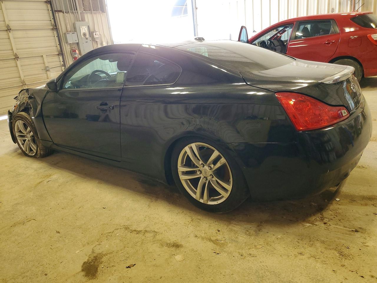 2009 INFINITI G37