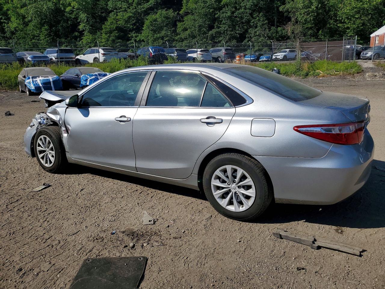 2015 TOYOTA CAMRY
