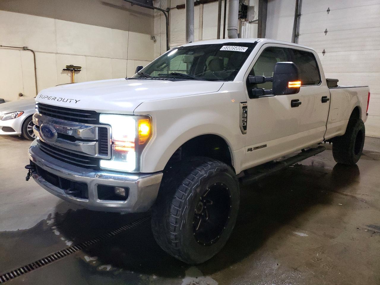 2017 FORD F350