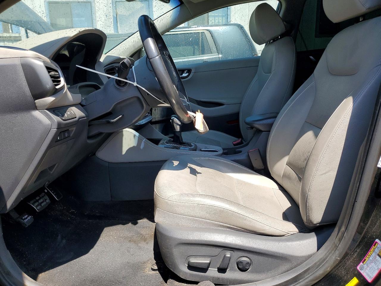 2017 HYUNDAI IONIQ