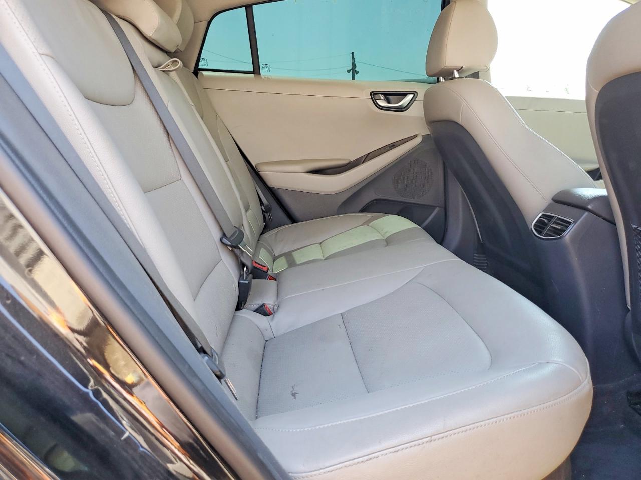 2017 HYUNDAI IONIQ
