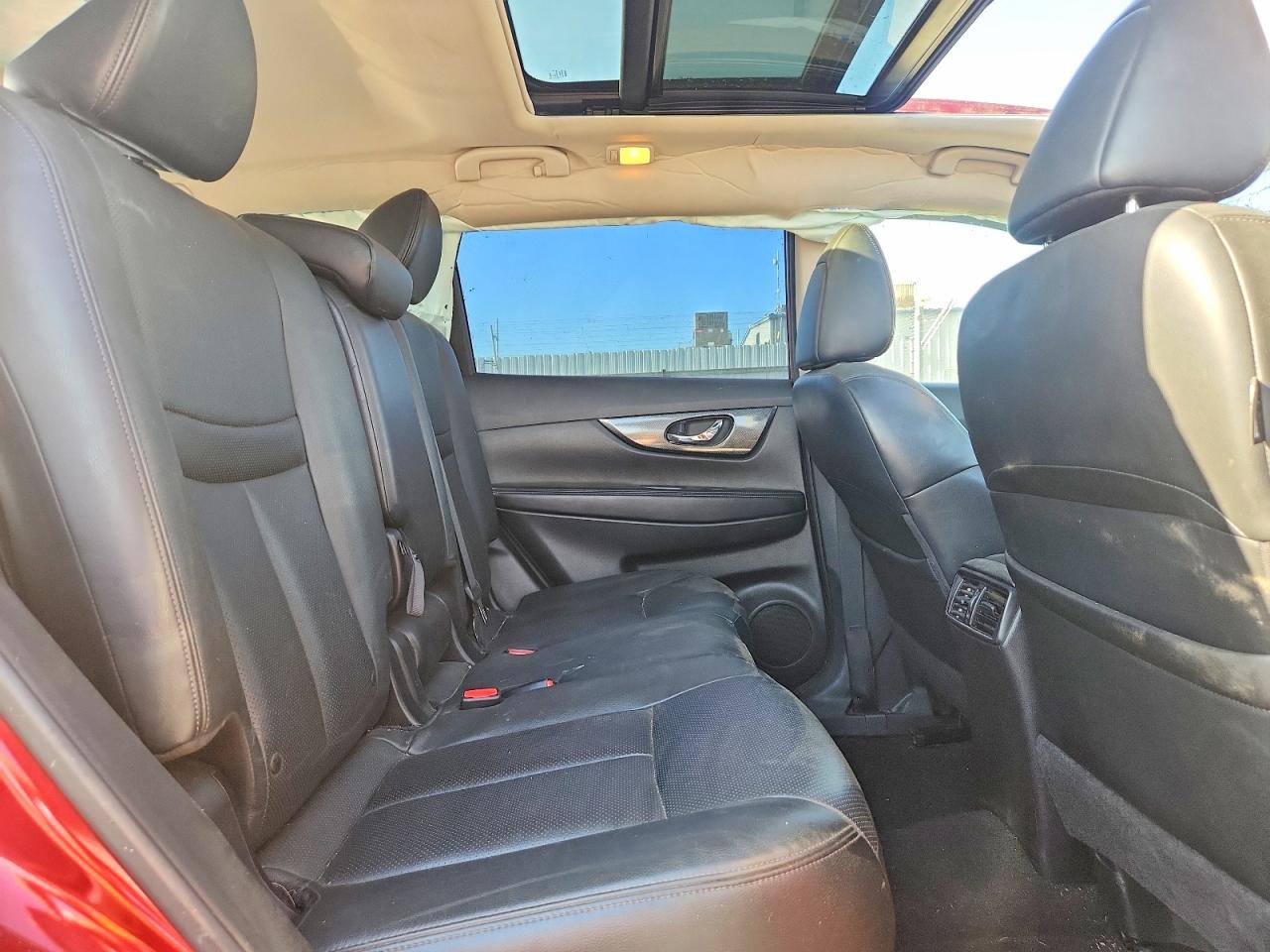 2014 NISSAN ROGUE