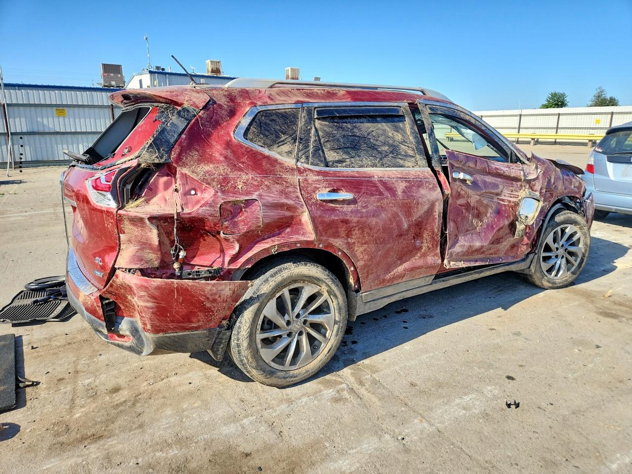2014 NISSAN ROGUE