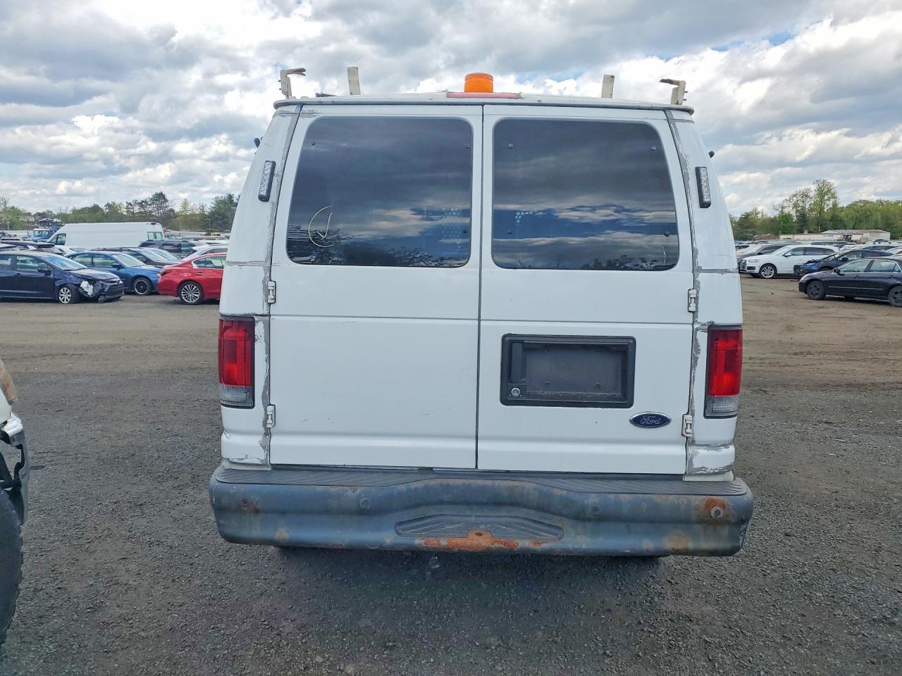 2013 FORD ECONOLINE