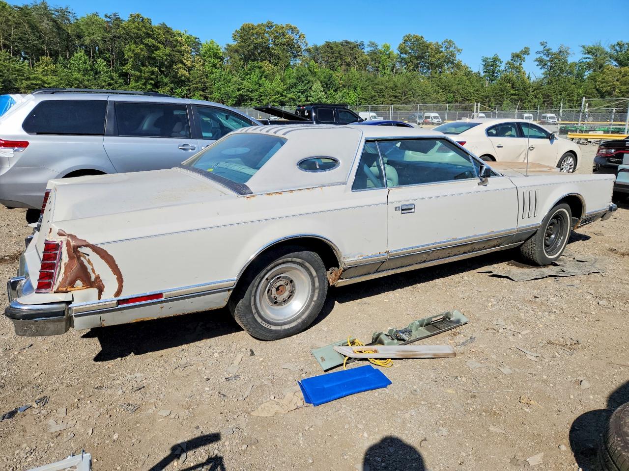 1977 LINCOLN CONTINENTL