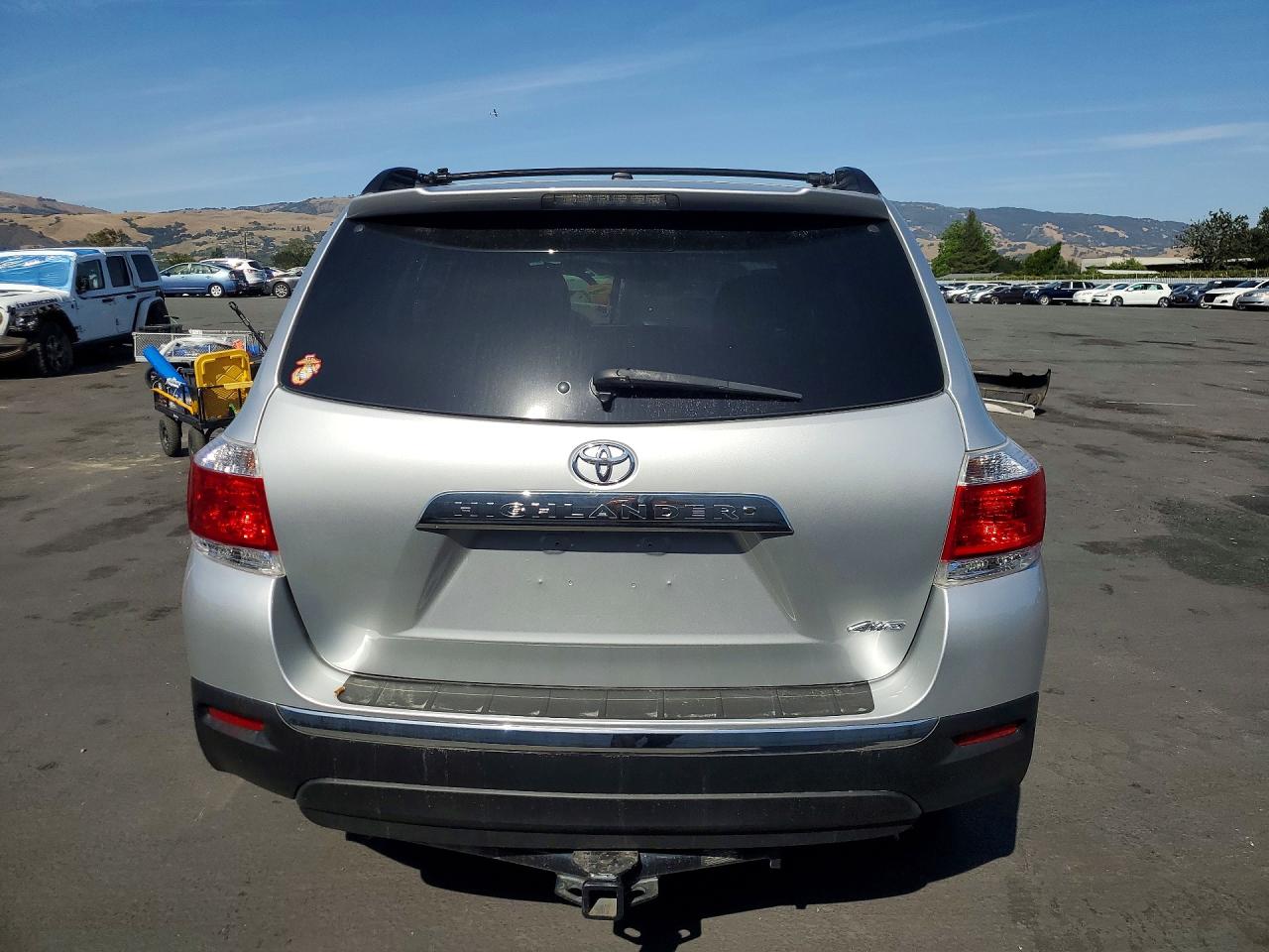 2011 TOYOTA HIGHLANDER