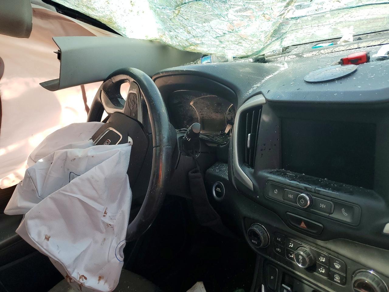 2020 GMC TERRAIN